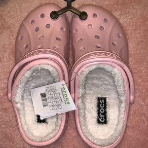 Women’s crocs